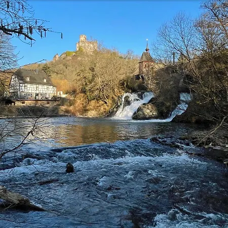 Attraktive Wohnung-elztalidyll-zwischen Mosel,nuerburgring Und Burg Eltz