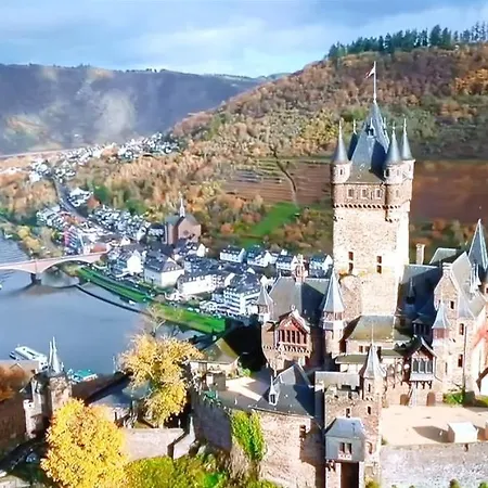 Apartament Attraktive Wohnung-elztalidyll-zwischen Mosel,nuerburgring Und Burg Eltz