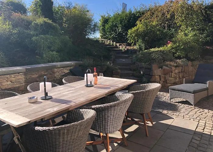 Attraktive Wohnung-elztalidyll-zwischen Mosel,nuerburgring Und Burg Eltz Apartamento Kollig