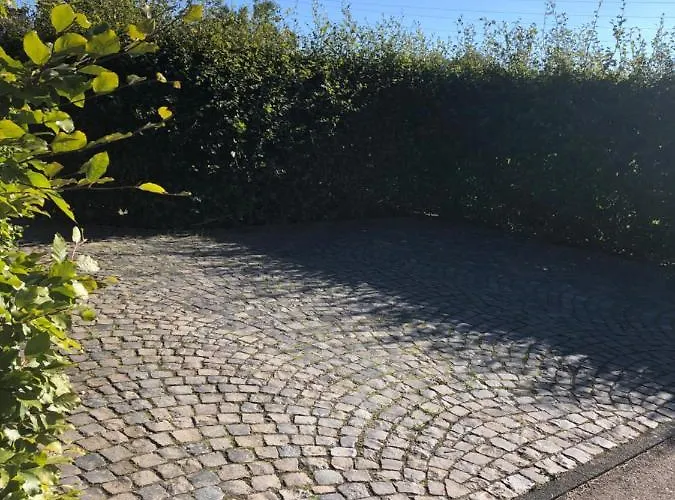 شقة Attraktive Wohnung-elztalidyll-zwischen Mosel,nuerburgring Und Burg Eltz Kollig