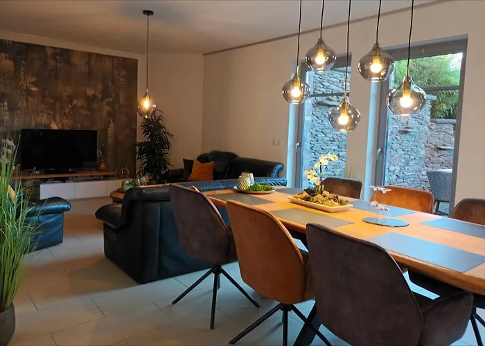 Attraktive Wohnung-elztalidyll-zwischen Mosel,nuerburgring Und Burg Eltz