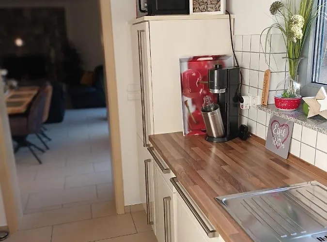 شقة Attraktive Wohnung-elztalidyll-zwischen Mosel,nuerburgring Und Burg Eltz Kollig