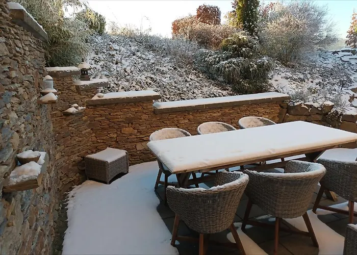 Attraktive Wohnung-elztalidyll-zwischen Mosel,nuerburgring Und Burg Eltz Apartamento Kollig