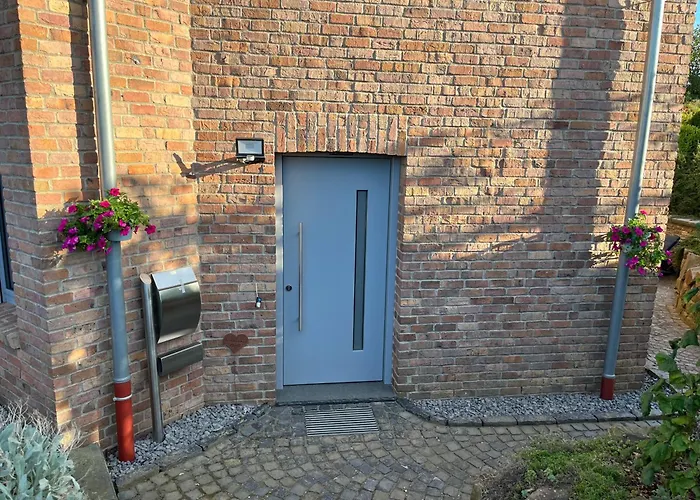 Attraktive Wohnung-elztalidyll-zwischen Mosel,nuerburgring Und Burg Eltz Apartamento